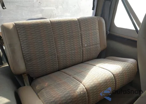 1999 Jeep Wrangler Sport из США, поврежденный, VIN 1J4FY19S9XP454305